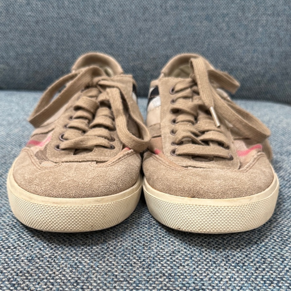 Burberry Beige and Red Sneakers - Picture 4 of 6